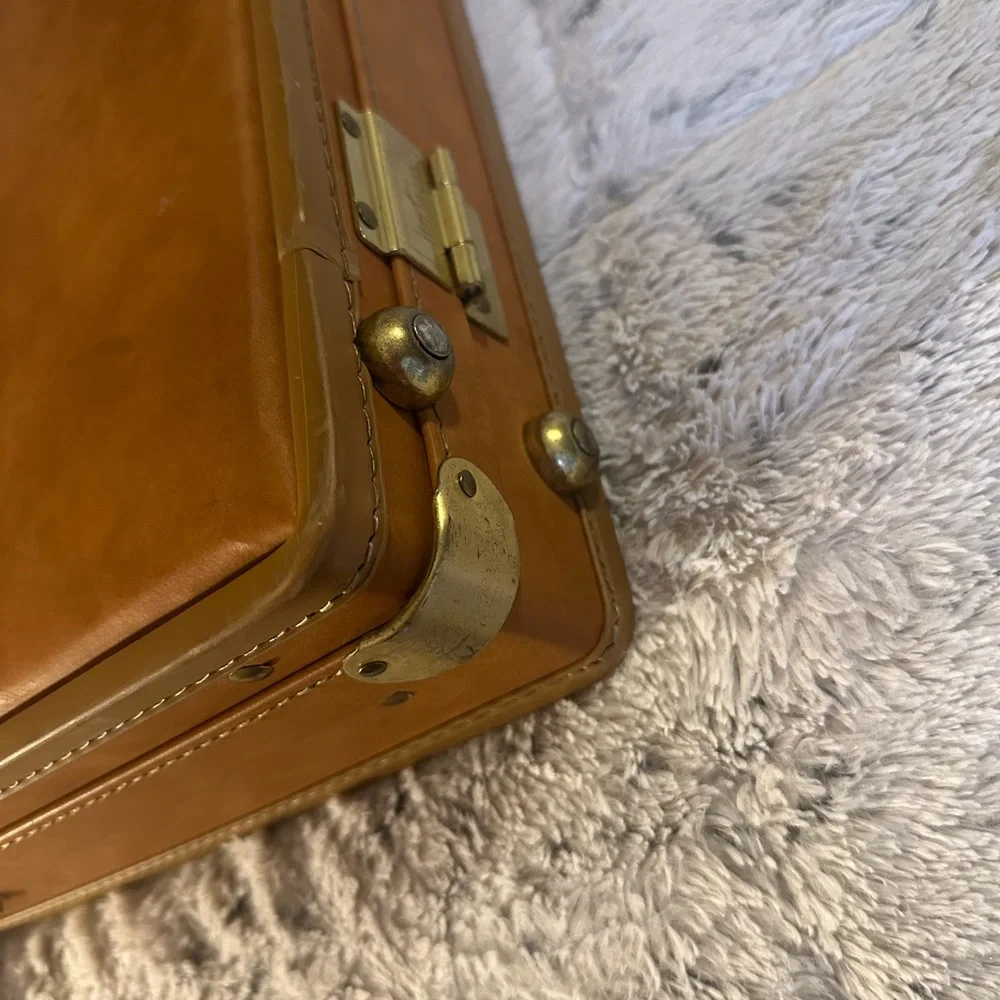 Vintage Hartmann Belting Leather Attaché Briefcase - Excellent Condition w/ Key